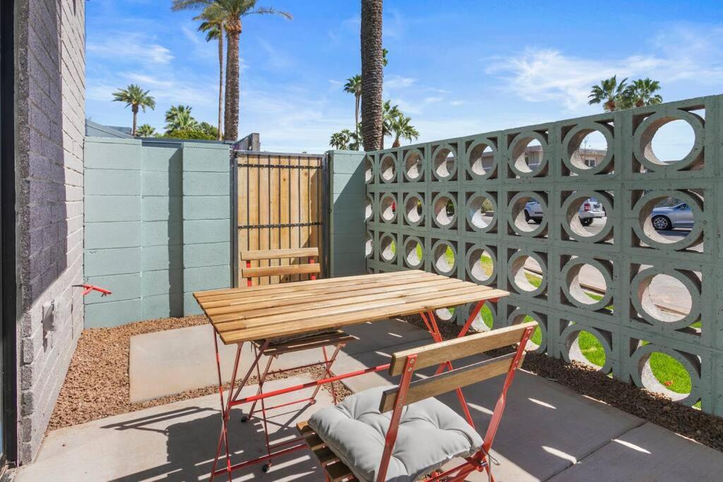 Large Studio Rooftop & Poolside - Walk To Old Town Scottsdale Exterior foto